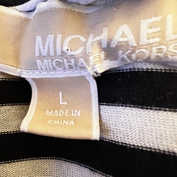 Micheal Micheal Kors top - Picture 3 of 4